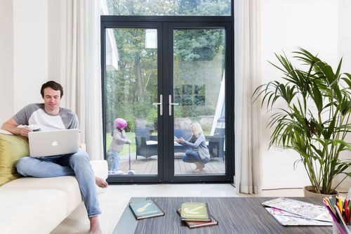 dobrze dobrane okna zapewniają oszczędność energii